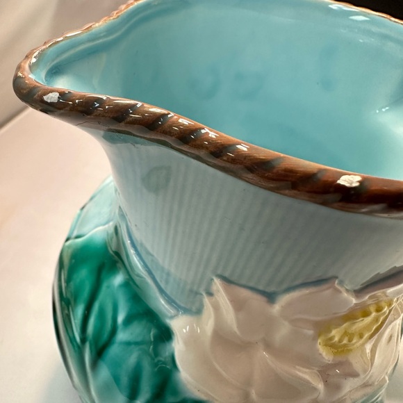 Takahashi Water Lily Hand Painted Ceramic Pitcher, Majolica Style, 1980's - Picture 5 of 5